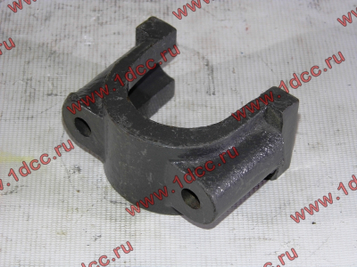 Скоба крепления переднего стабилизатора H2/H3 HOWO (ХОВО) 1880680024 фото 1 Череповец