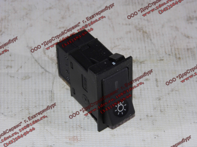 Клавиша габаритных огней H HOWO (ХОВО) WG9719582001 фото 1 Череповец